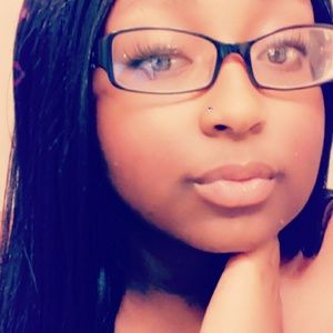 Meet your Posher, Katera